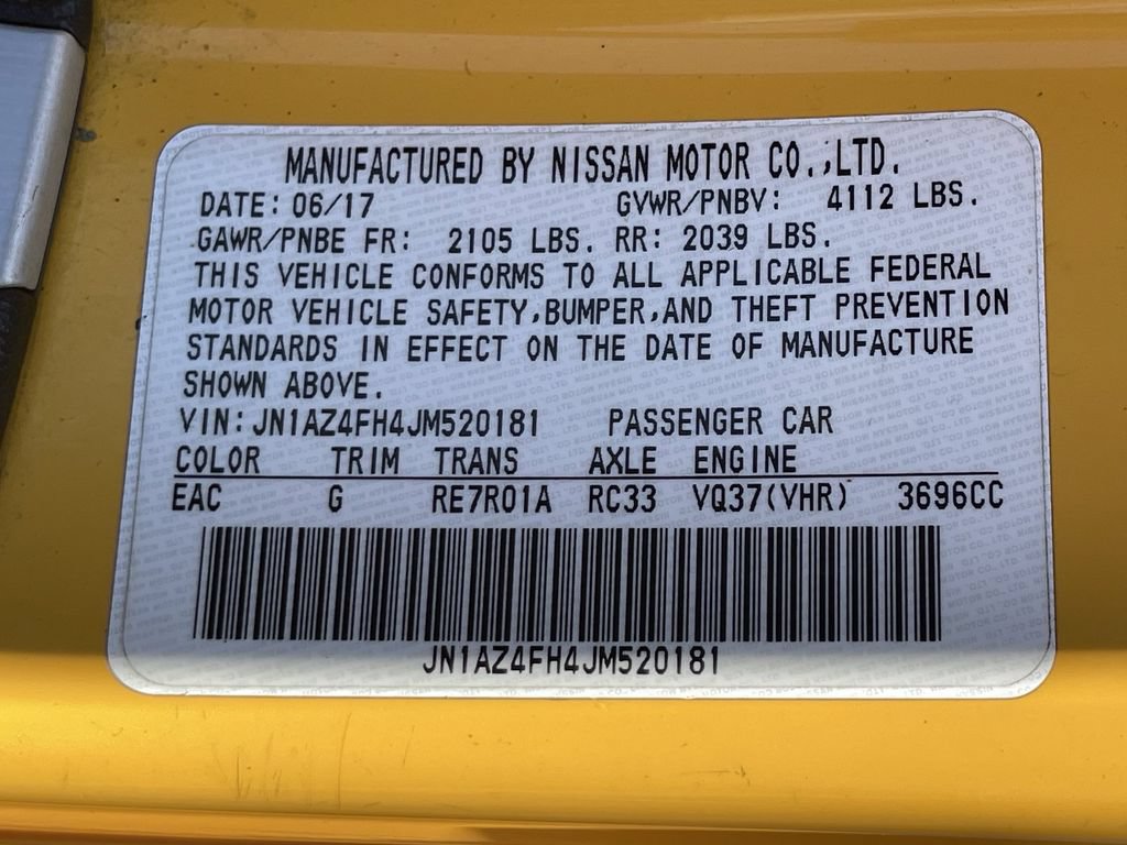 Used 2018 Nissan 370Z Roadster RWD image 32