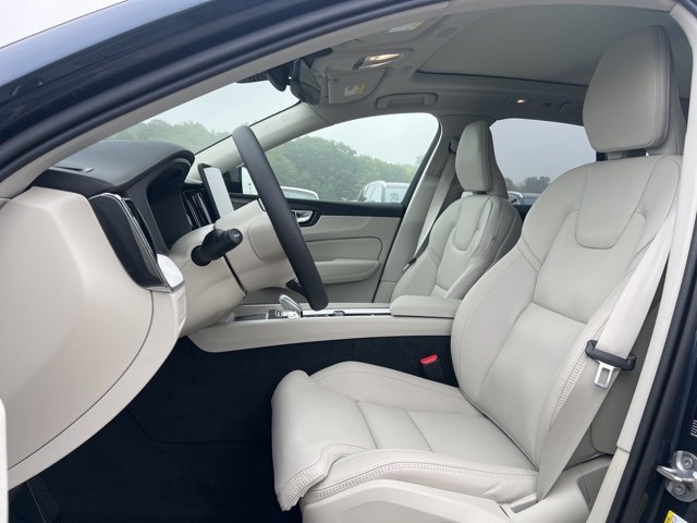 New 2026 Volvo XC60 T8 Ultra w/ Protection Package Premier image 14