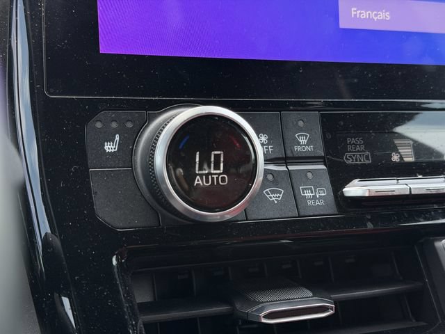 Used 2023 Toyota Highlander XSE FWD image 21
