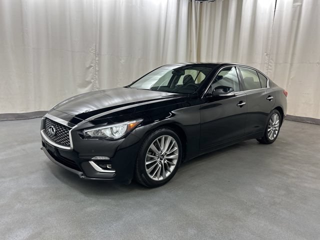 Used 2023 INFINITI Q50 Luxe AWD/4WD image 2