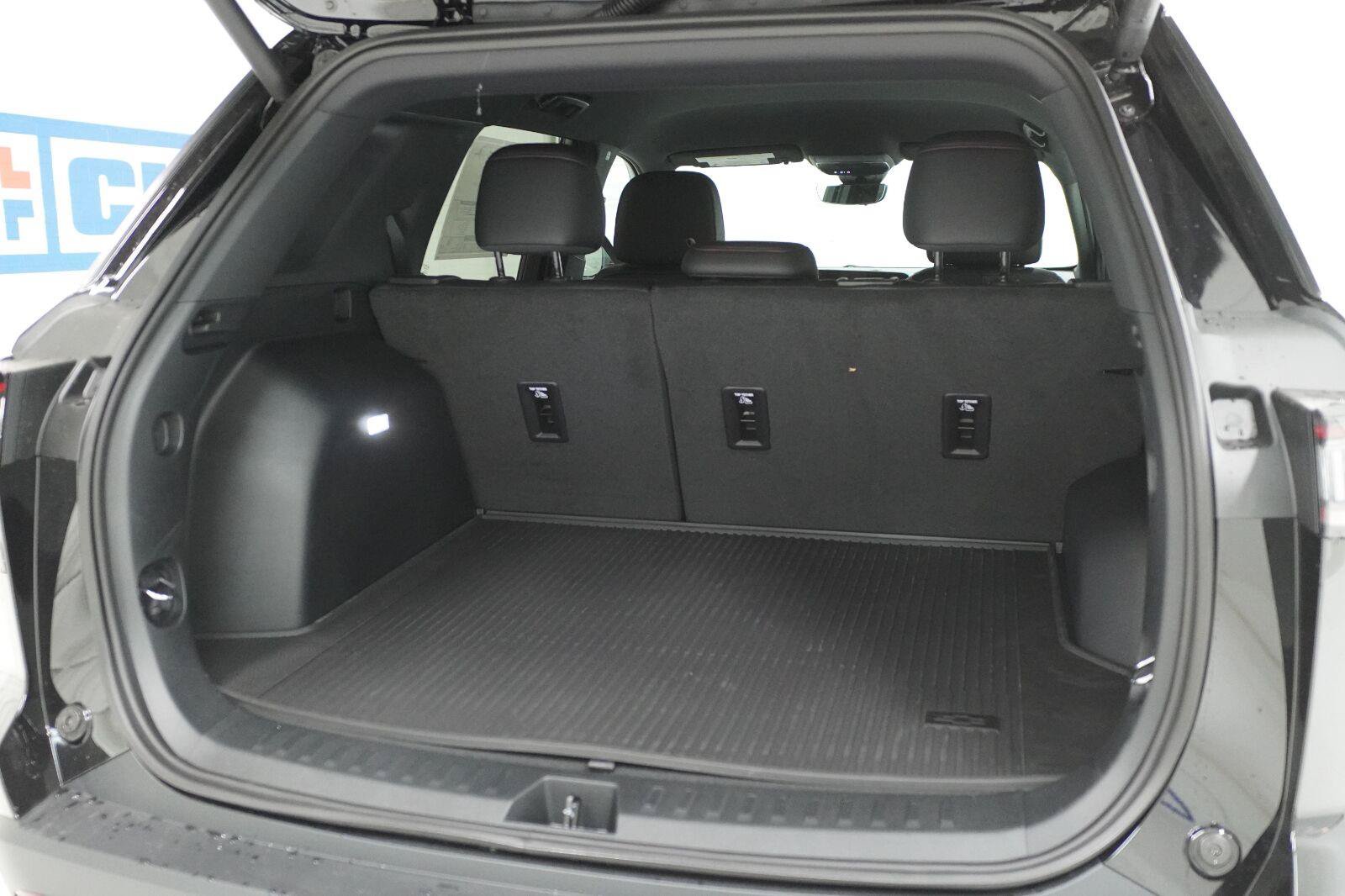 New 2027 Chevrolet Equinox RS w/ Safety and Technology Package FWD image 36