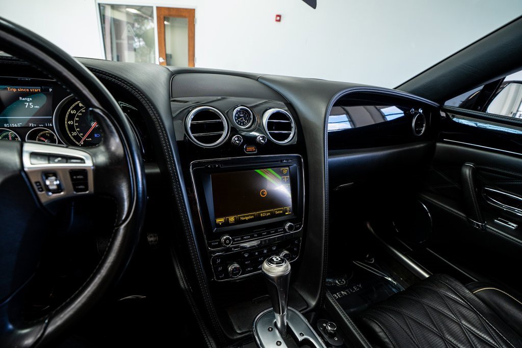 Used 2015 Bentley Flying Spur V8 image 43