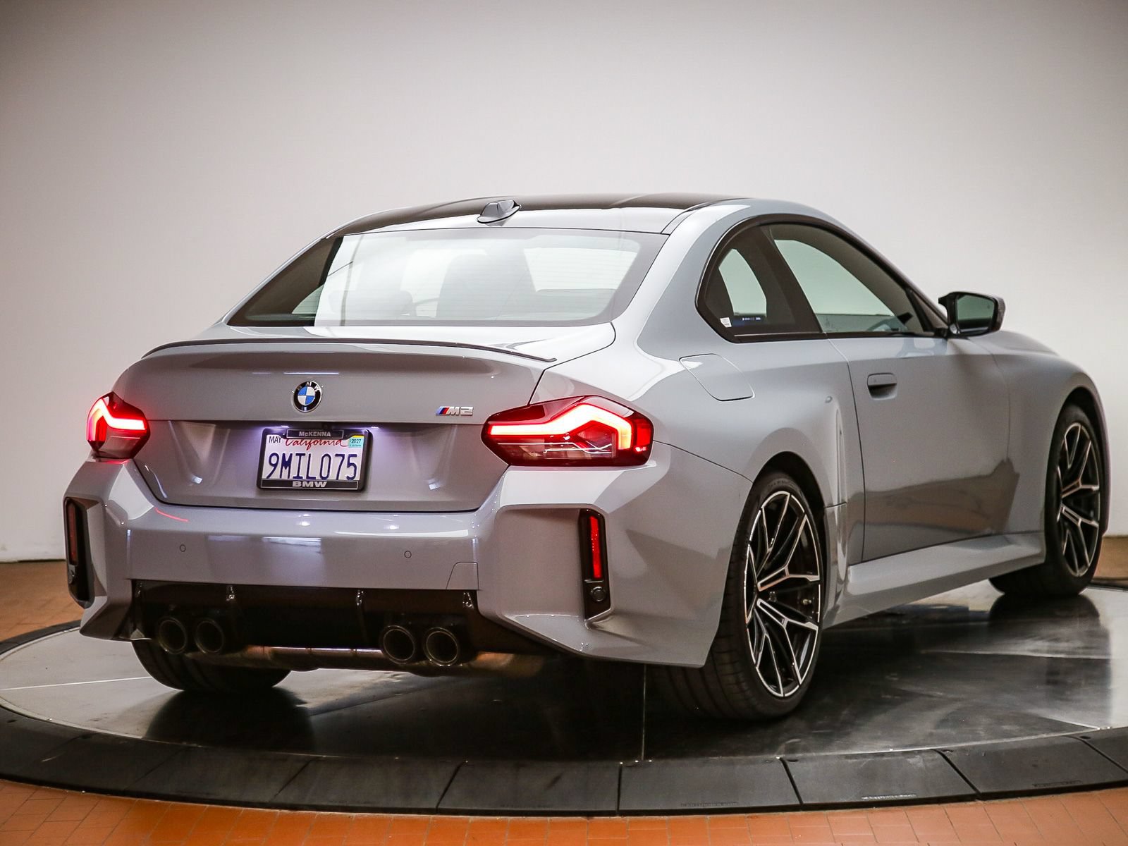 Used 2024 BMW M2 w/ Lighting Package RWD image 5