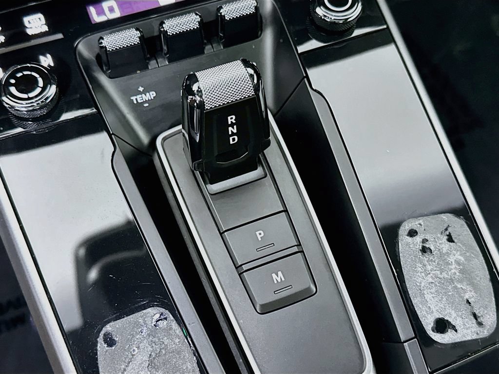 Certified 2023 Porsche 911 Carrera 4S AWD/4WD image 18