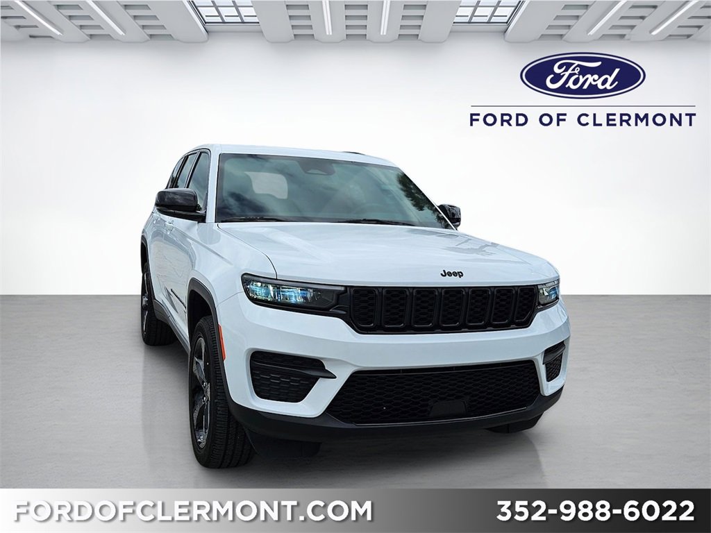 Used 2024 Jeep Grand Cherokee Altitude