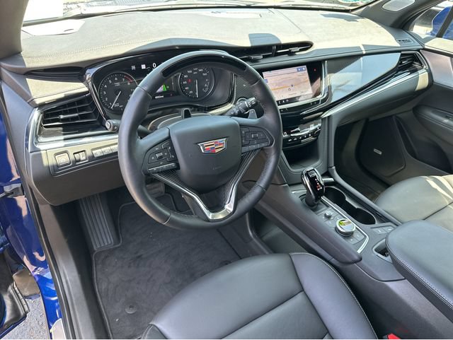 Certified 2023 Cadillac XT6 Sport w/ Technology Package AWD/4WD image 25