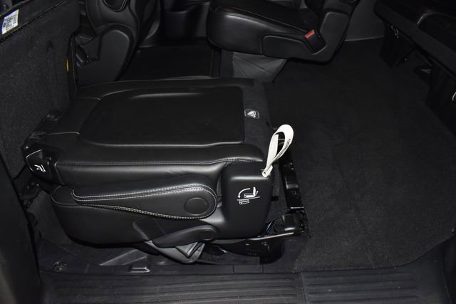 Certified 2025 Chrysler Pacifica Select image 34