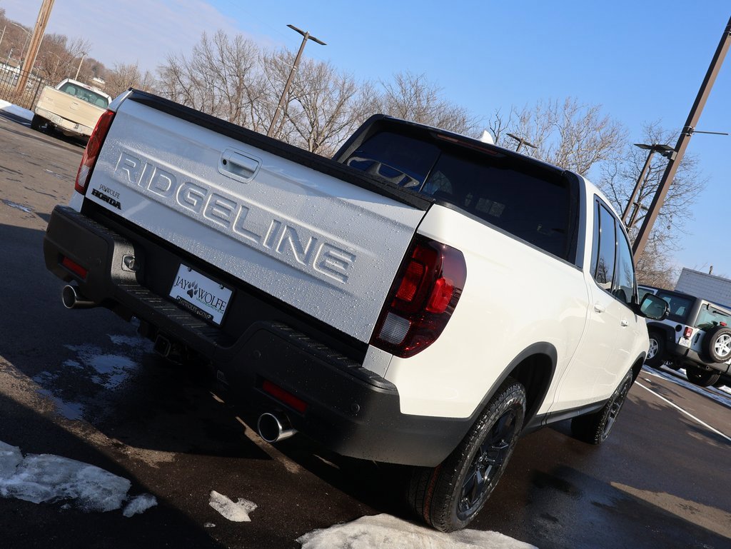New 2026 Honda Ridgeline Black Edition image 7