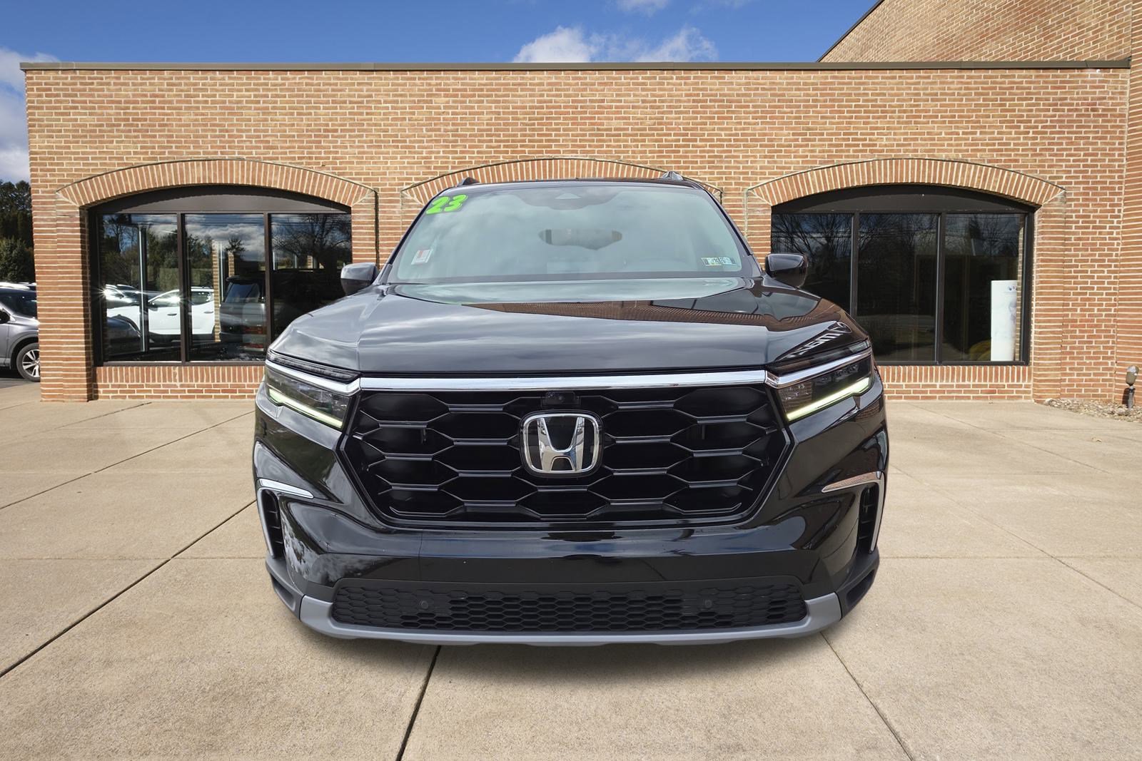 Used 2023 Honda Pilot Elite image 9