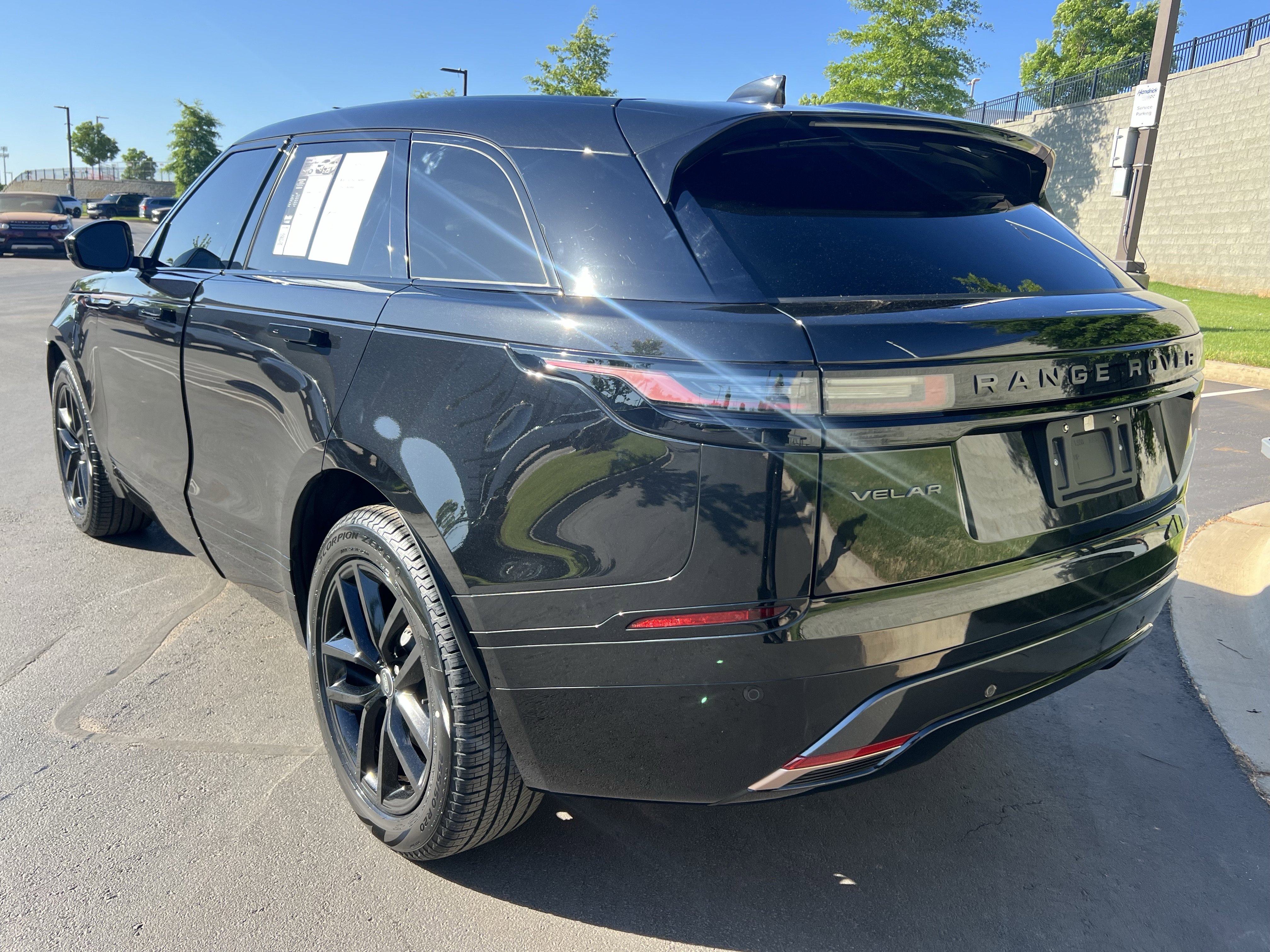 Used 2025 Land Rover Range Rover Velar Dynamic SE AWD/4WD image 5