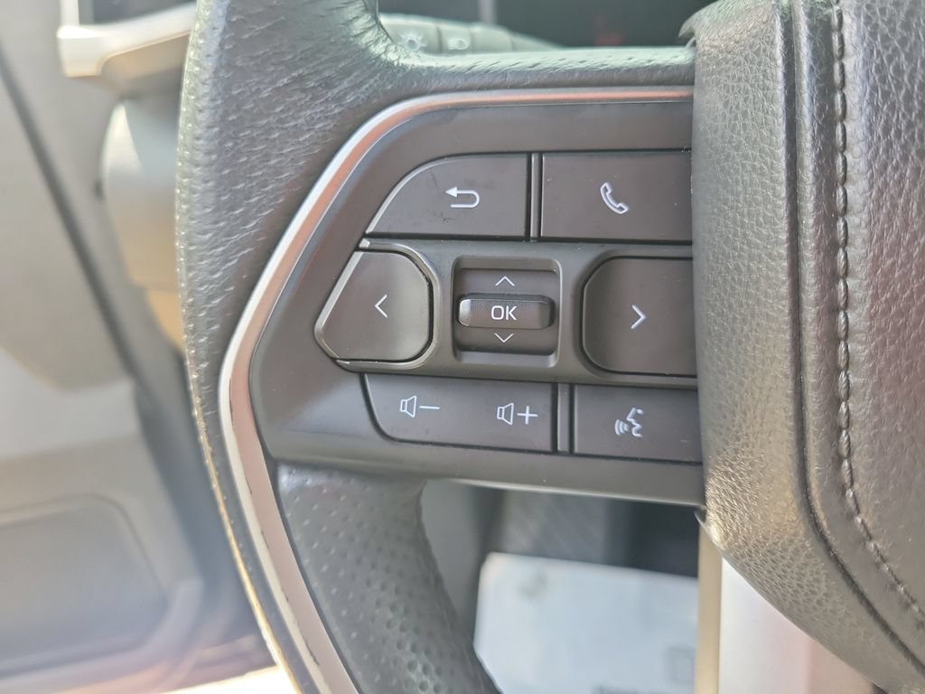 Used 2025 Toyota Tundra Limited w/ Power Package AWD/4WD image 19