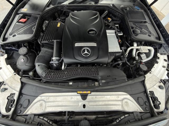 Used 2015 Mercedes-Benz C 300 Sedan image 30