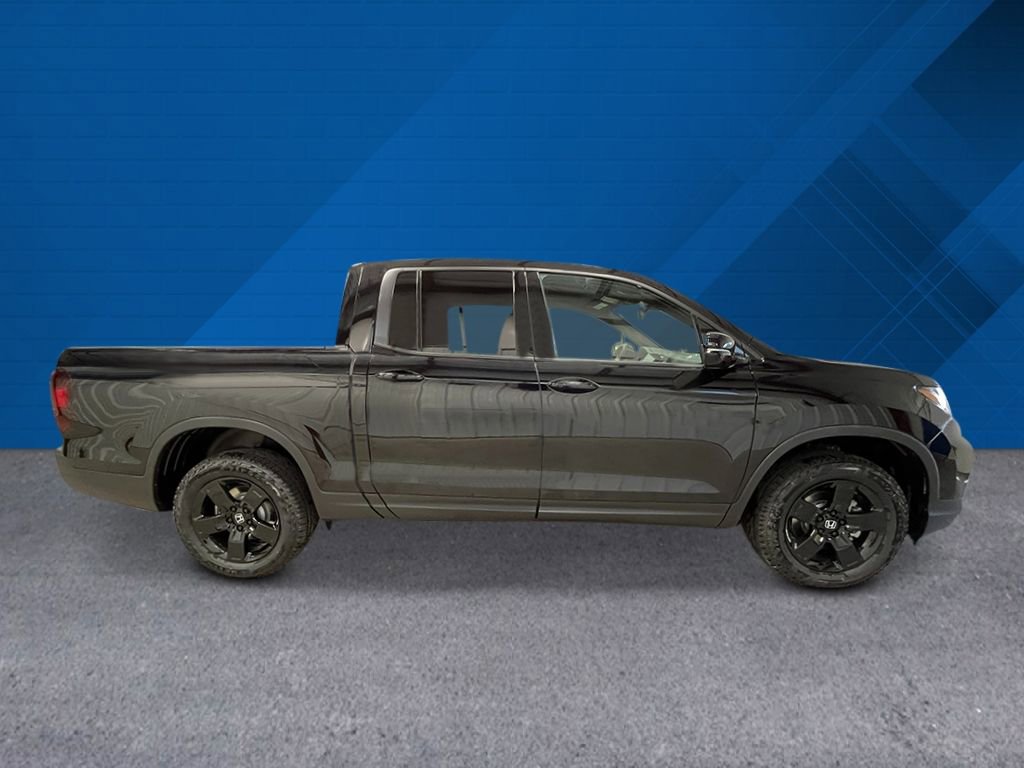 New 2026 Honda Ridgeline Black Edition image 2