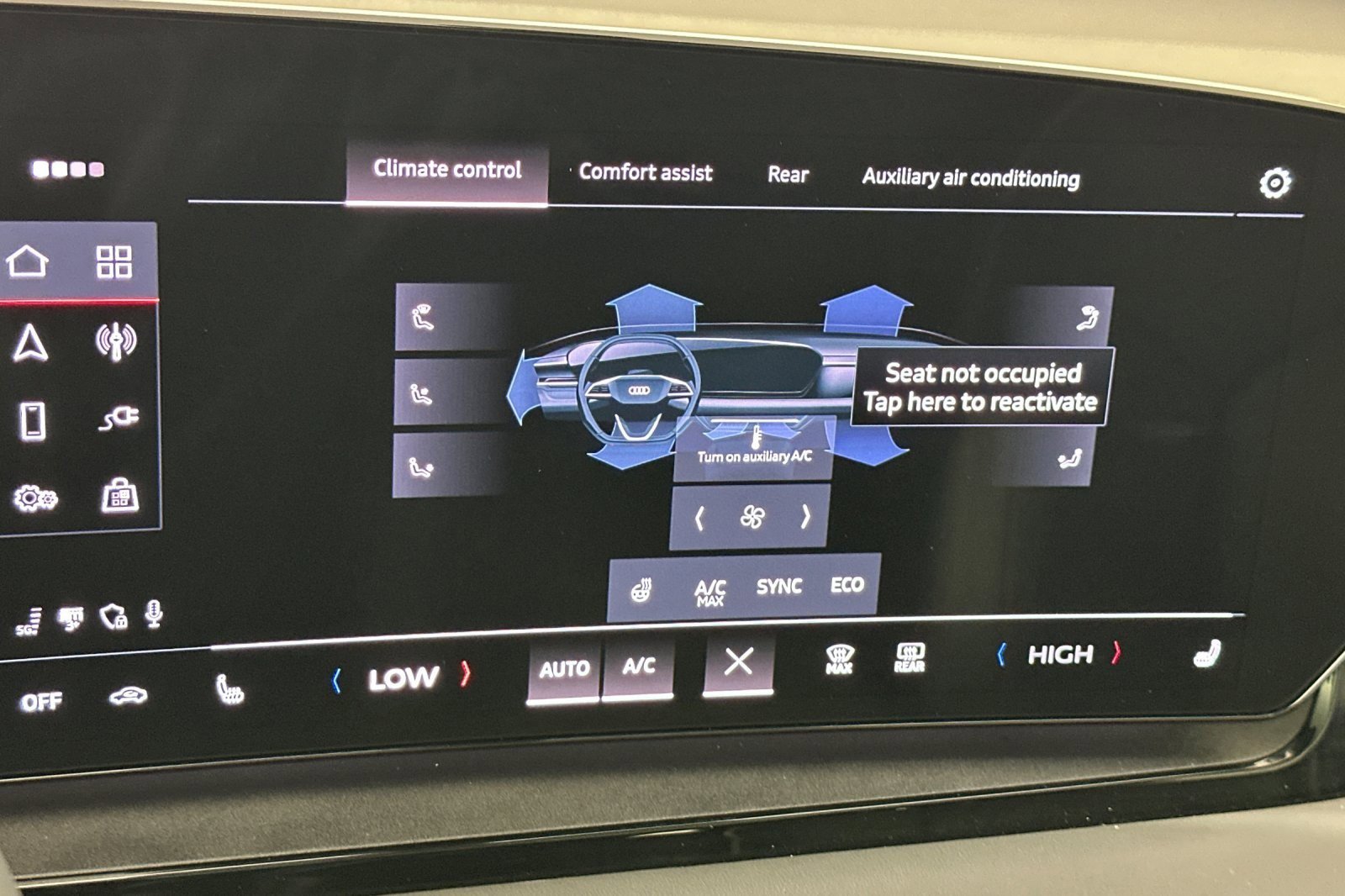 Used 2025 Audi Q6 e-tron Premium w/ Convenience Package image 20