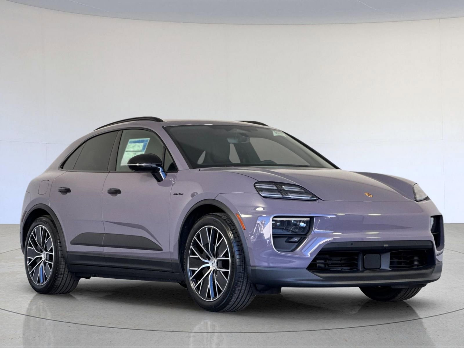 New 2026 Porsche Macan 4 Electric image 10
