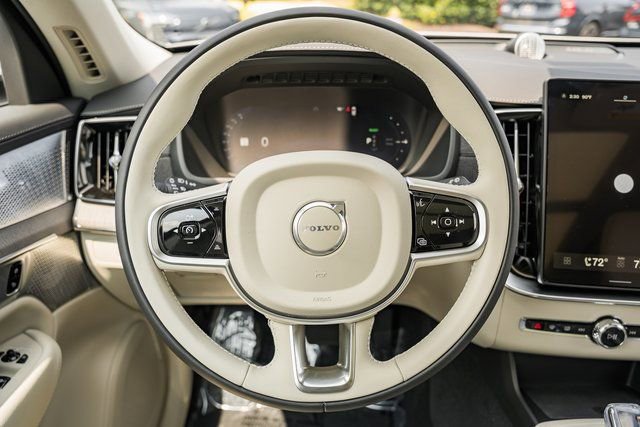 Used 2026 Volvo XC90 T8 Ultra w/ Protection Package Premier image 24