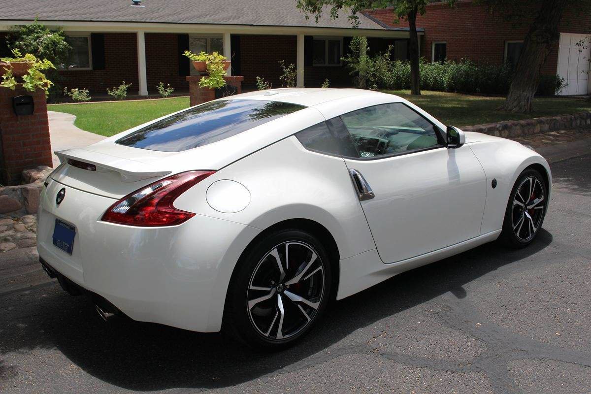 Used 2019 Nissan 370Z Touring Sport RWD image 38
