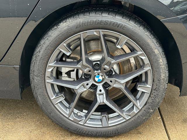 Certified 2025 BMW 330i xDrive Sedan w/ Premium Package image 32
