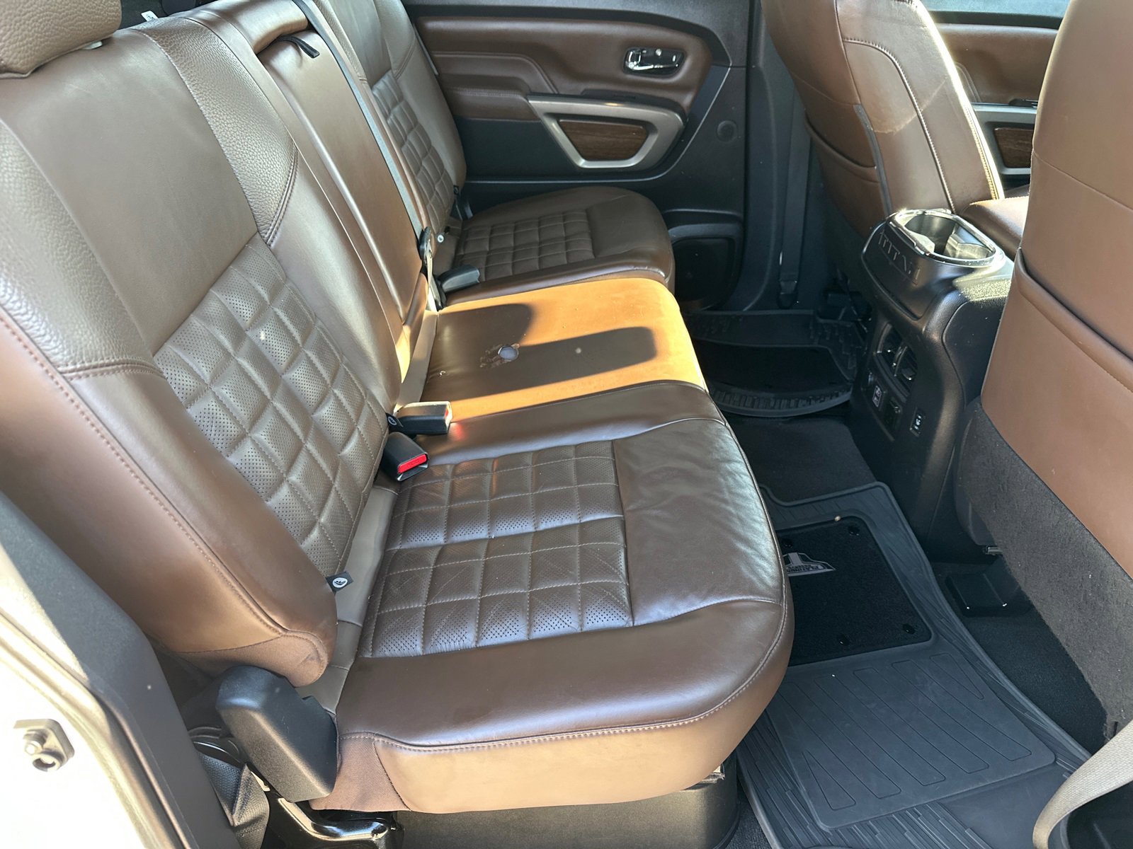 Certified 2021 Nissan Titan Platinum Reserve w/ Moonroof Package image 15