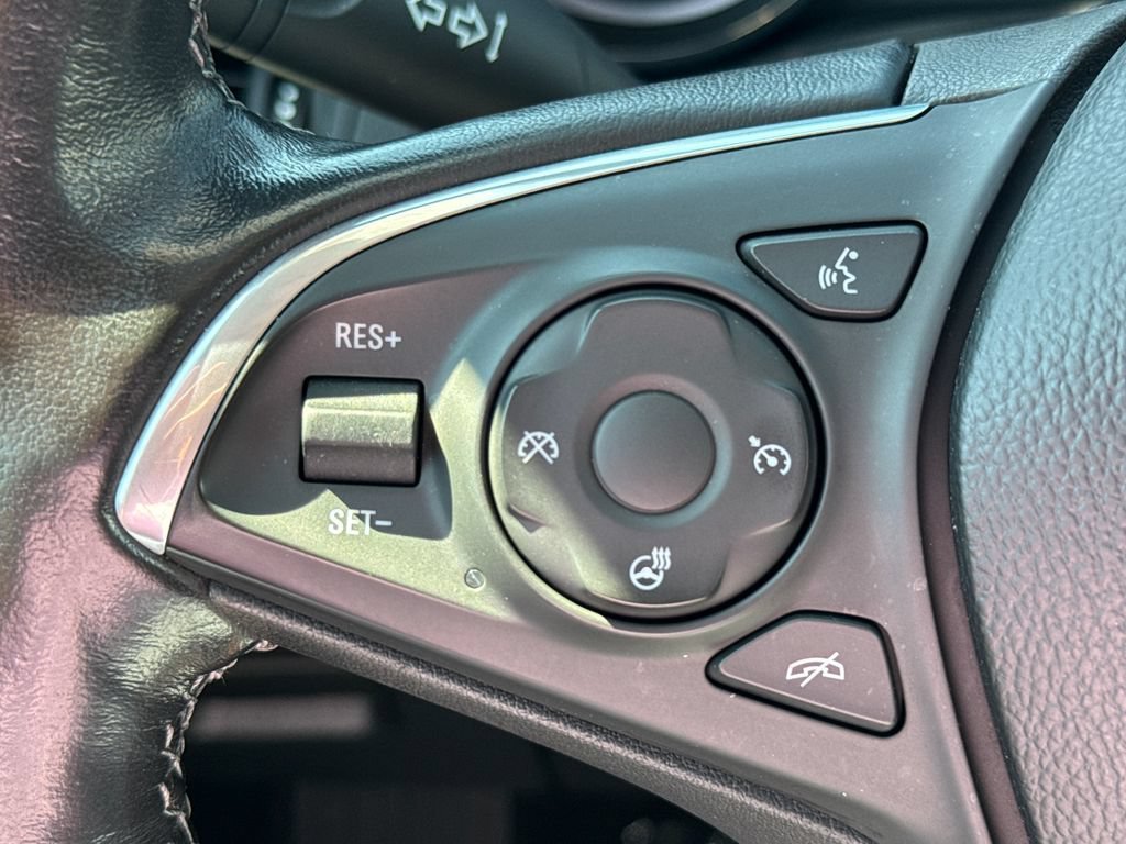 Certified 2019 Buick Envision Essence FWD image 22