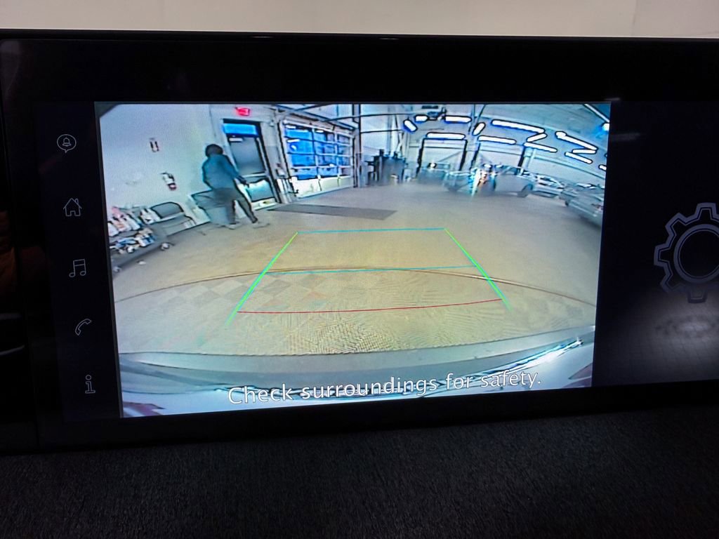 Certified 2025 Nissan Kicks SV image 15