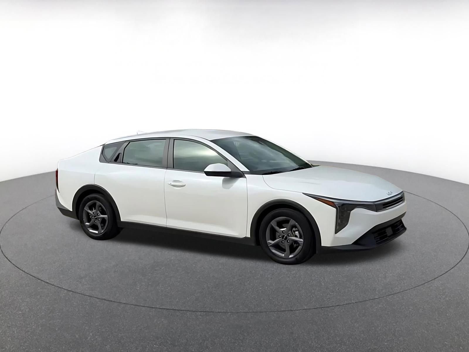 Used 2025 Kia K4 FWD video 2