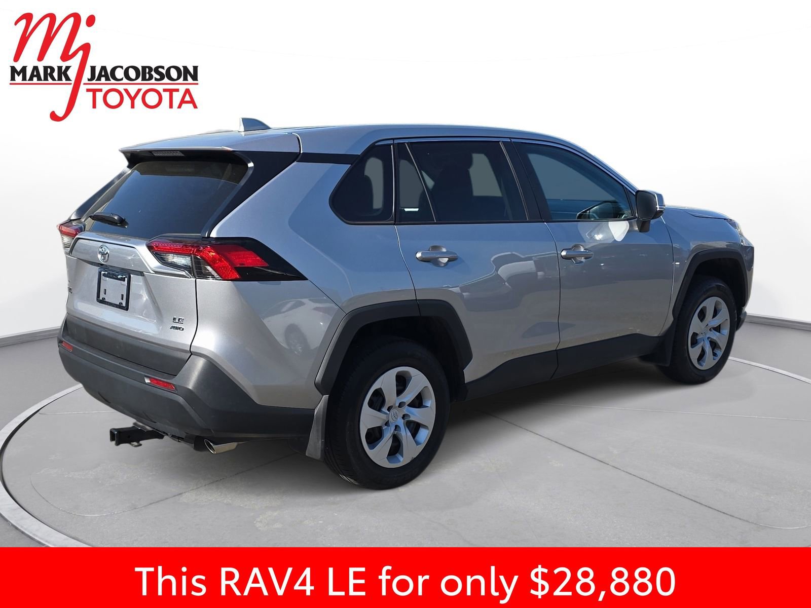 Used 2024 Toyota RAV4 LE image 9