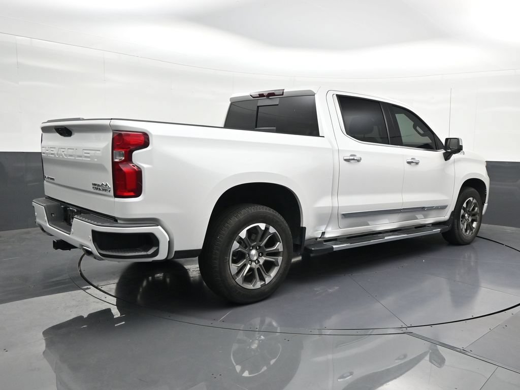 Used 2023 Chevrolet Silverado 1500 High Country RWD image 5