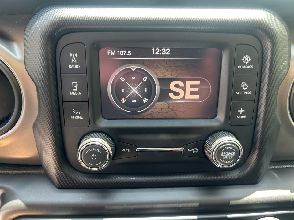 Used 2020 Jeep Wrangler Unlimited Sport S AWD/4WD image 17