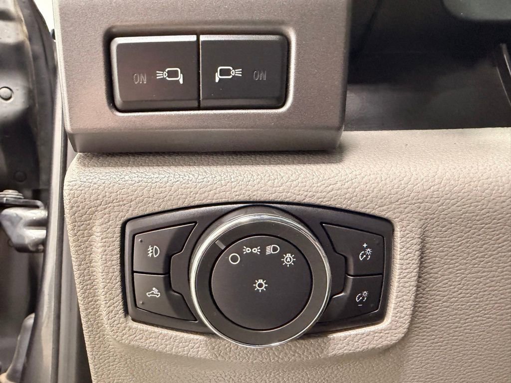 Used 2015 Ford F150 XLT w/ Equipment Group 302A Luxury image 24