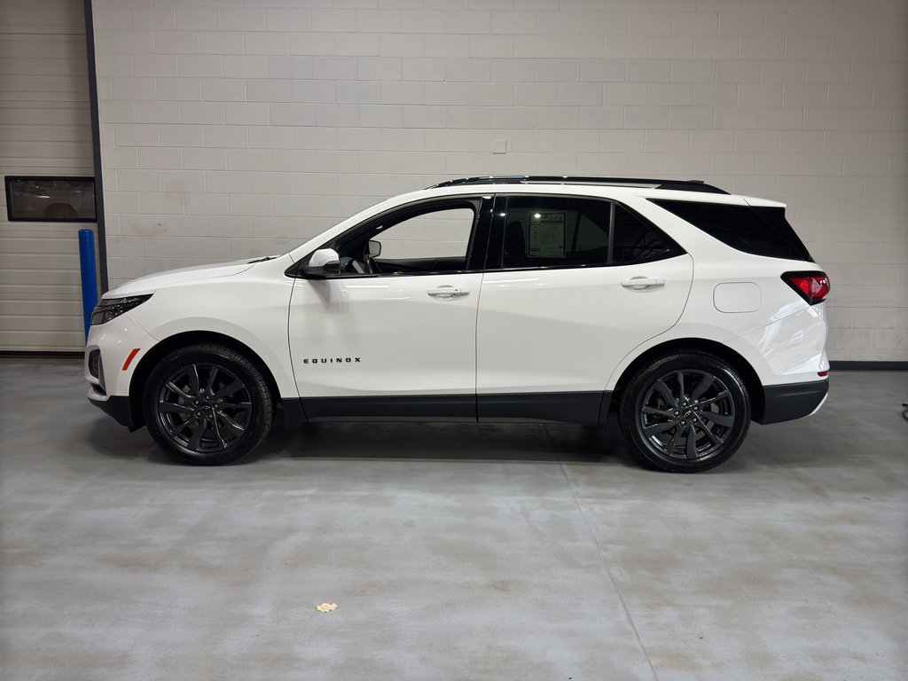 Used 2022 Chevrolet Equinox RS w/ Infotainment Package image 2