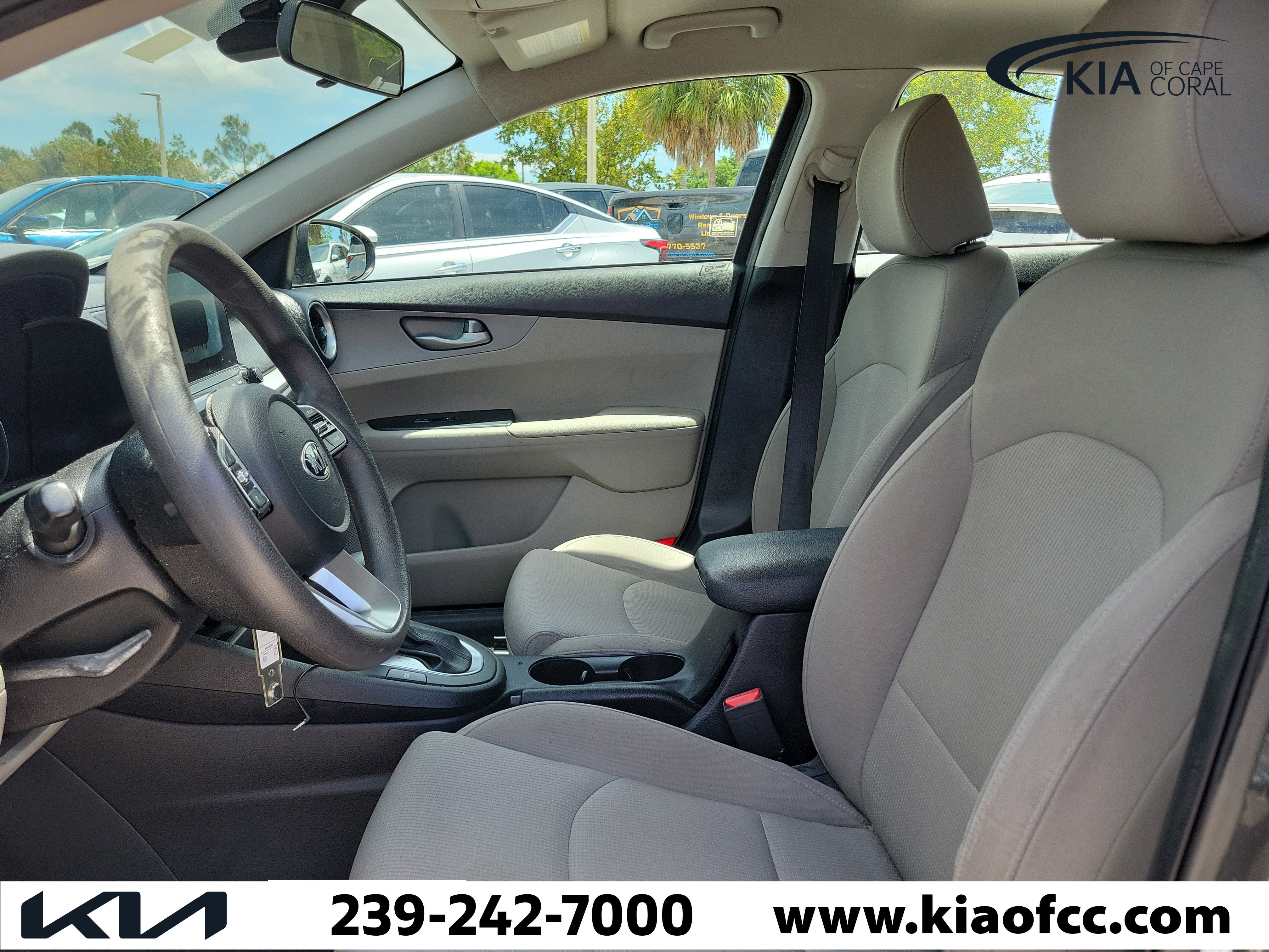 Used 2020 Kia Forte LXS FWD image 17