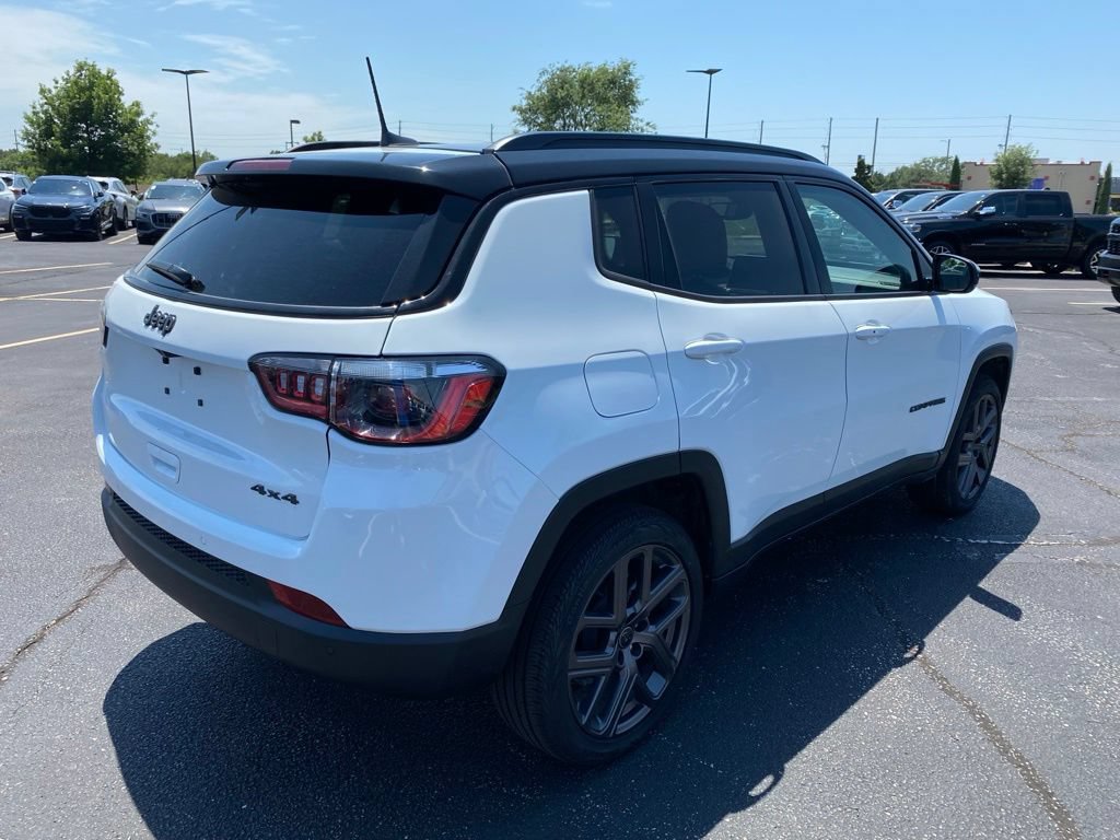 Used 2026 Jeep Compass Limited AWD/4WD image 4