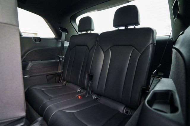 Used 2019 Audi Q7 3.0T Premium w/ Convenience Package image 36