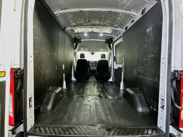 Used 2023 Ford Transit 250 Medium Roof AWD w/ Load Area Protection Package image 4