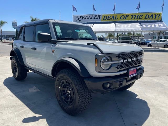 New 2026 Ford Bronco Badlands w/ Sasquatch Package AWD/4WD image 7