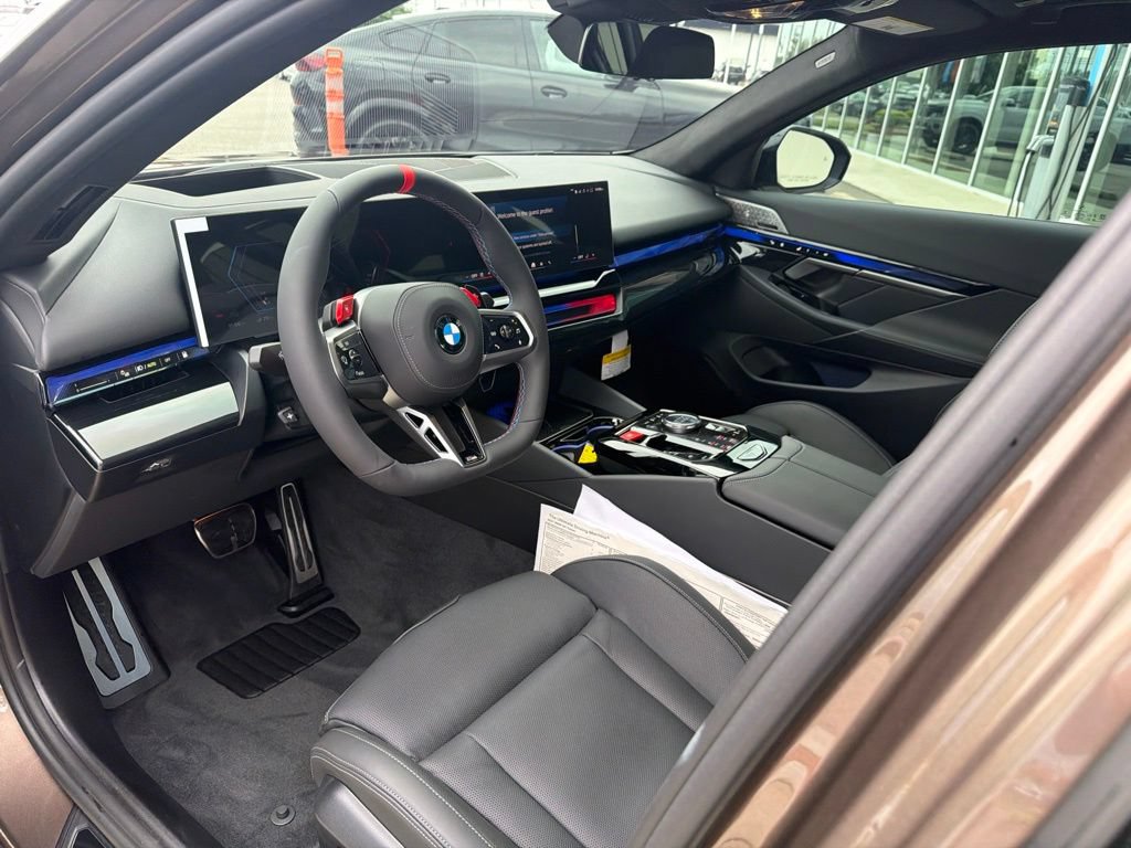 Used 2027 BMW M5 w/ Executive Package AWD/4WD image 16