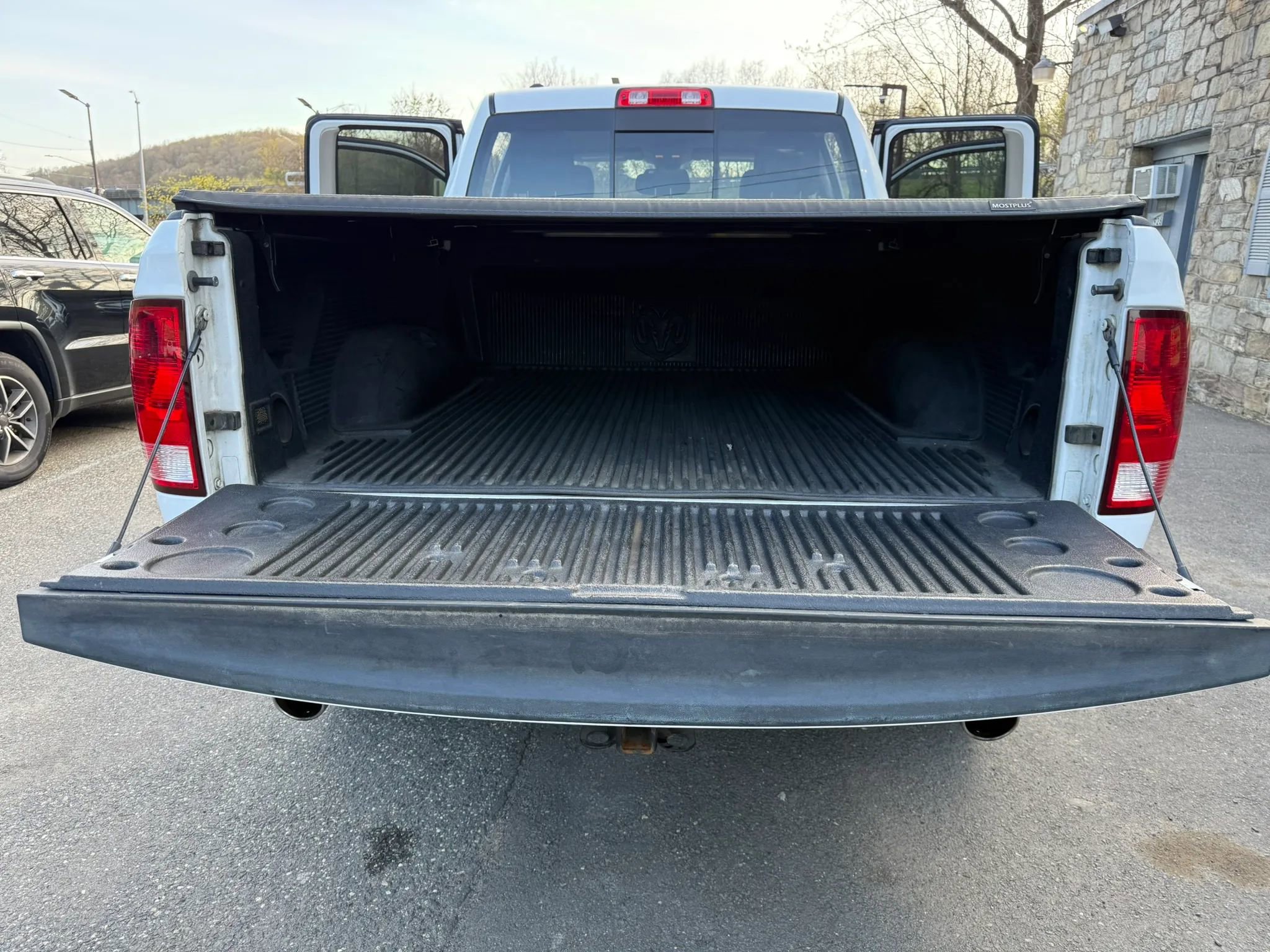 Used 2016 RAM 1500 Big Horn AWD/4WD image 14