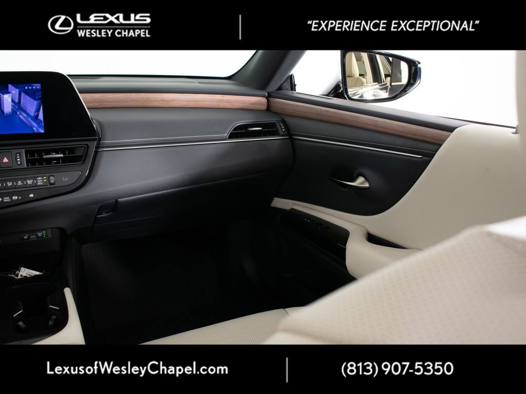 Used 2025 Lexus ES 350 w/ Premium Package FWD image 29