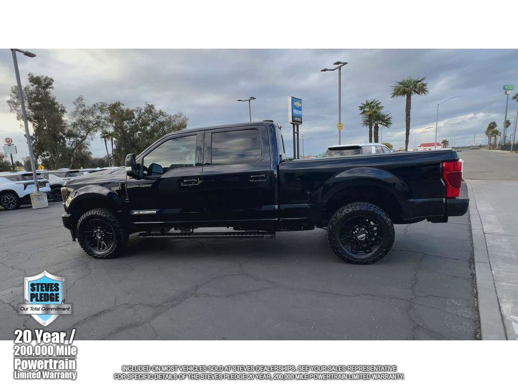 Used 2022 Ford F250 Lariat w/ Black Appearance Package image 7