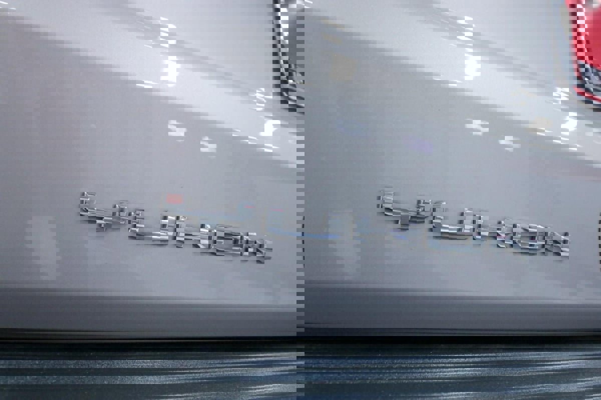 Used 2022 GMC Yukon Denali w/ Denali Premium Package image 32