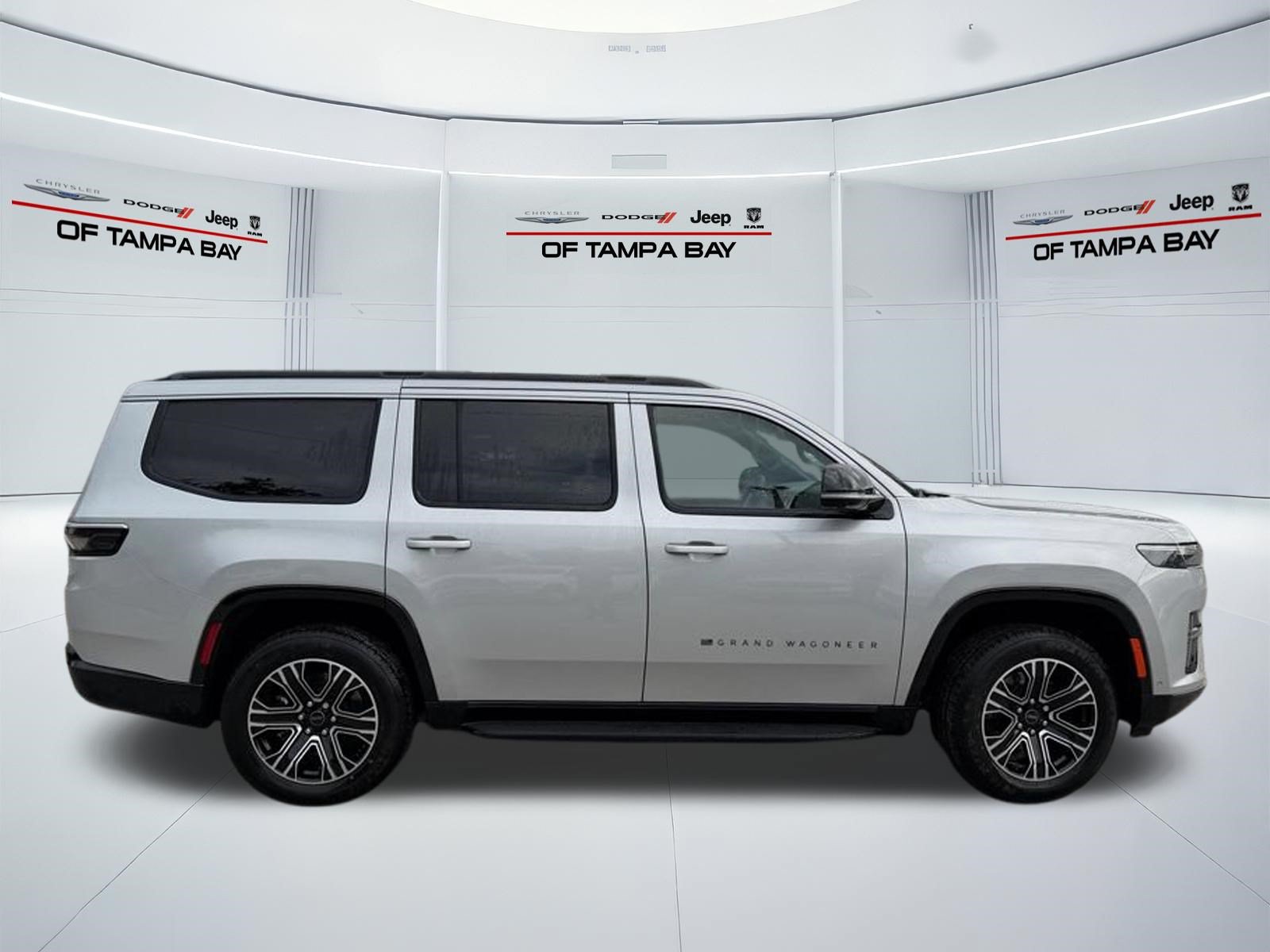 New 2026 Jeep Grand Wagoneer 4WD w/ Premium Group I image 7