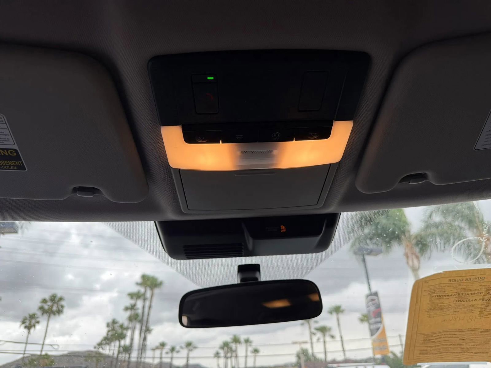 Used 2023 Mitsubishi Outlander ES image 25