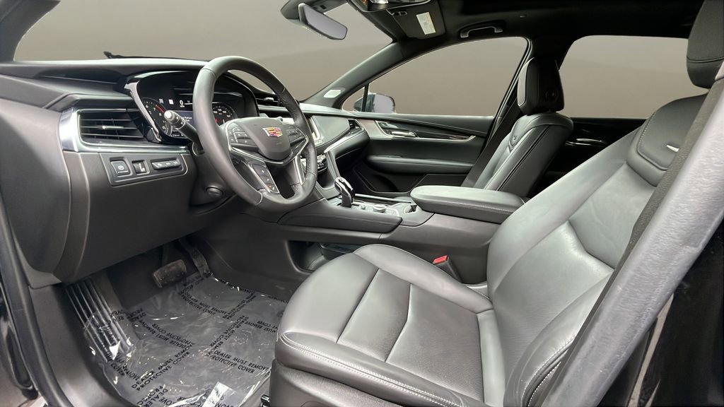 Certified 2021 Cadillac XT5 Premium Luxury AWD/4WD image 14