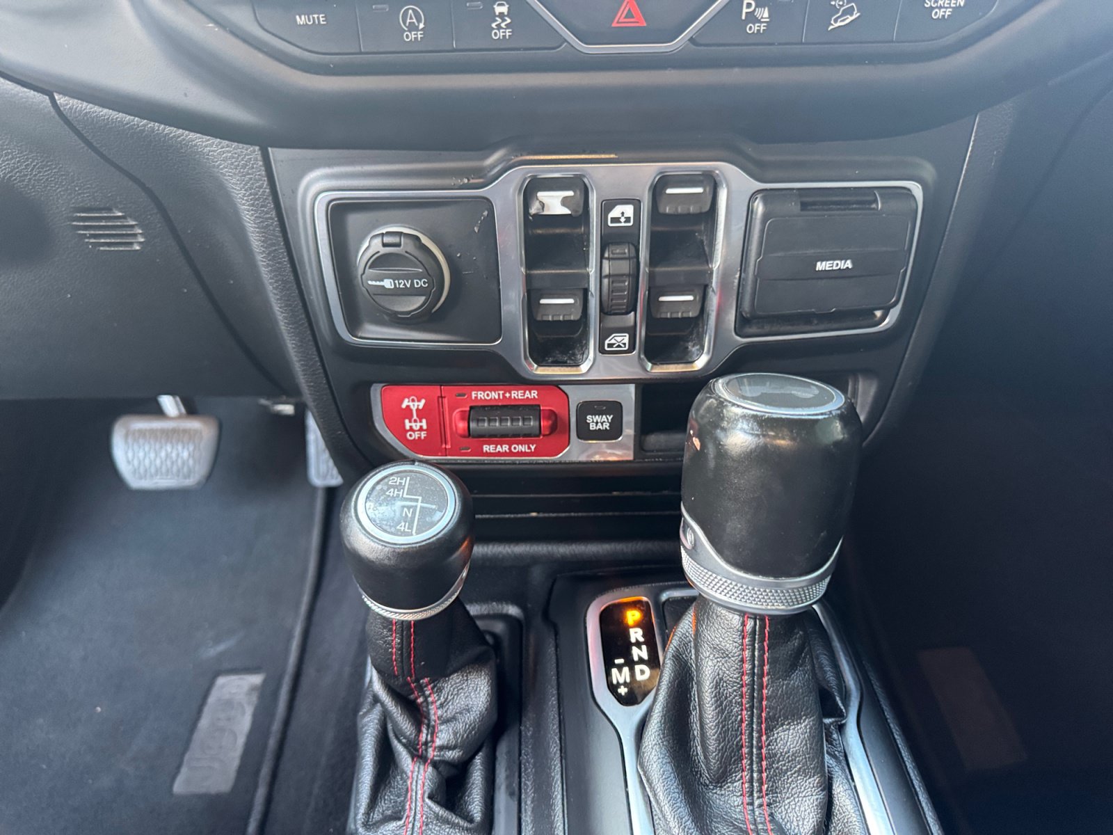 Used 2020 Jeep Wrangler Unlimited Rubicon AWD/4WD image 18