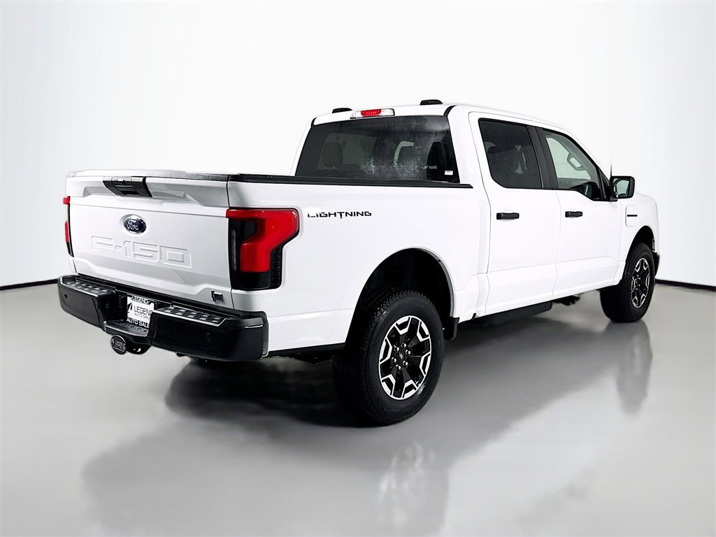 Used 2022 Ford F150 Lightning Pro image 5