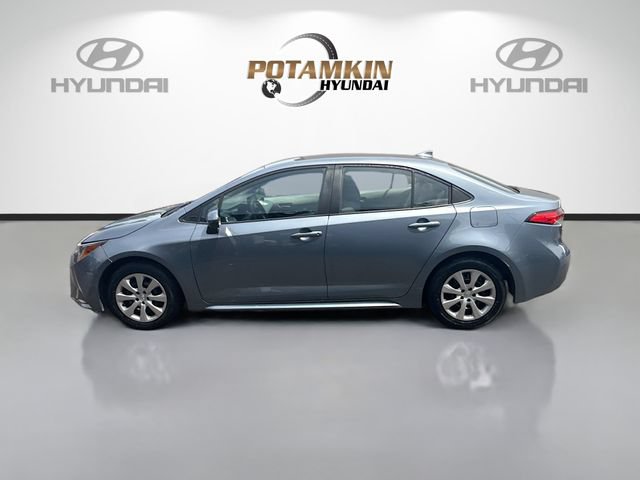 Used 2022 Toyota Corolla LE FWD image 8
