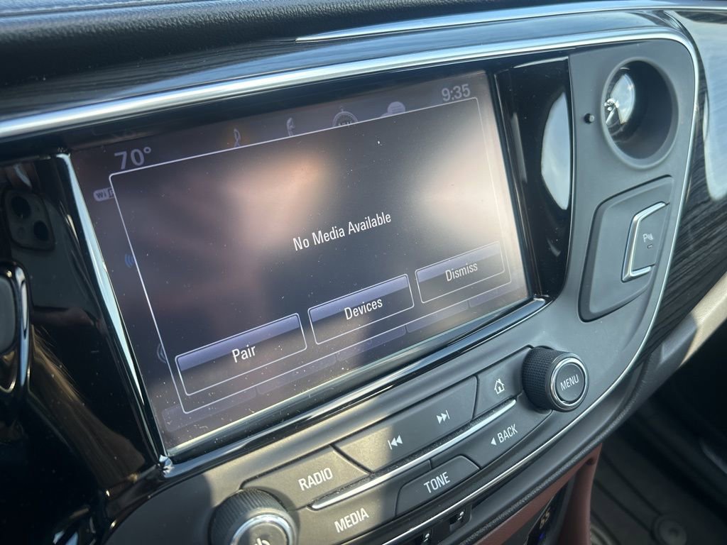Used 2017 Buick Envision Essence AWD/4WD image 14