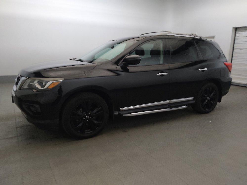 Used 2017 Nissan Pathfinder Platinum w/ Midnight Edition Package AWD/4WD image 2