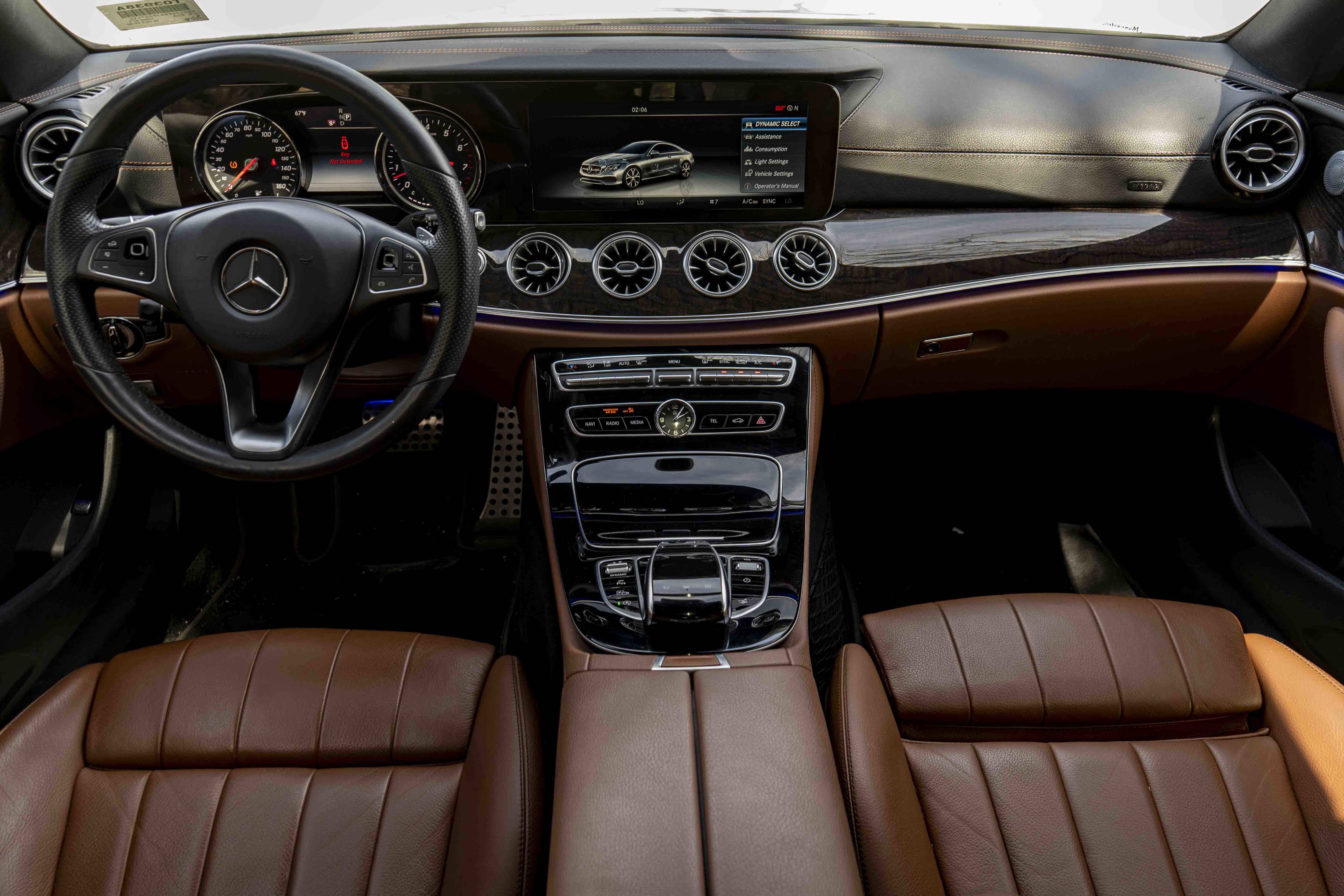 Used 2018 Mercedes-Benz E 400 E 400 image 26